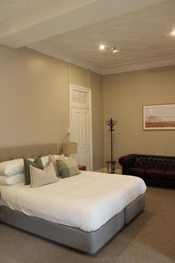 The Royal Hotel West Wyalong Eksteriør bilde