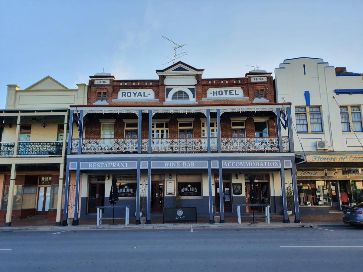 The Royal Hotel West Wyalong Eksteriør bilde